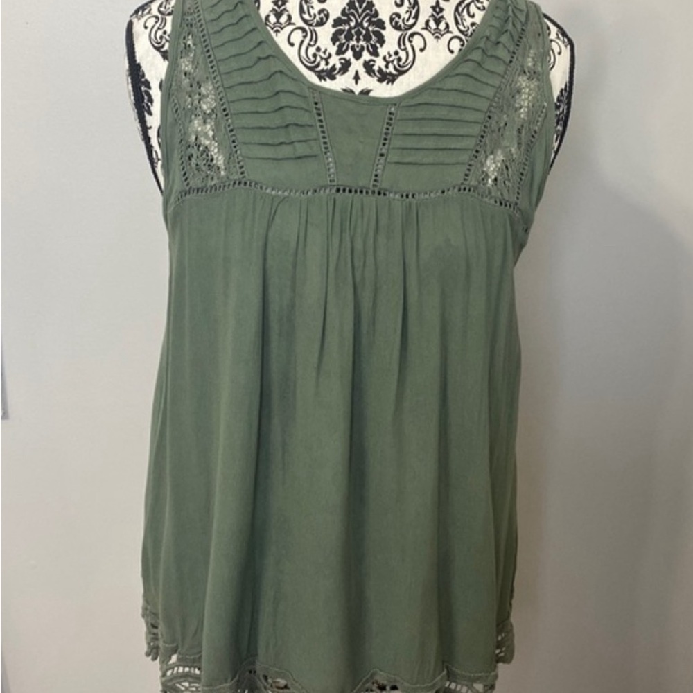 Coco + Jameson olive tank top size XL